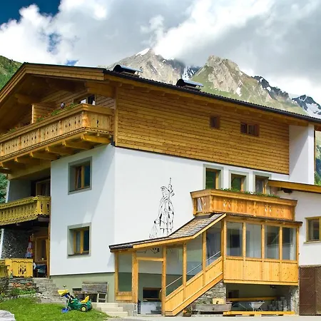 Haus Sonnberg Apartment Kals am Grossglockner Room photo